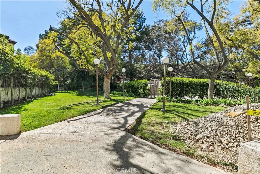 4210 Via Arbolada 317, Los Angeles, California 90042 home-pic-47